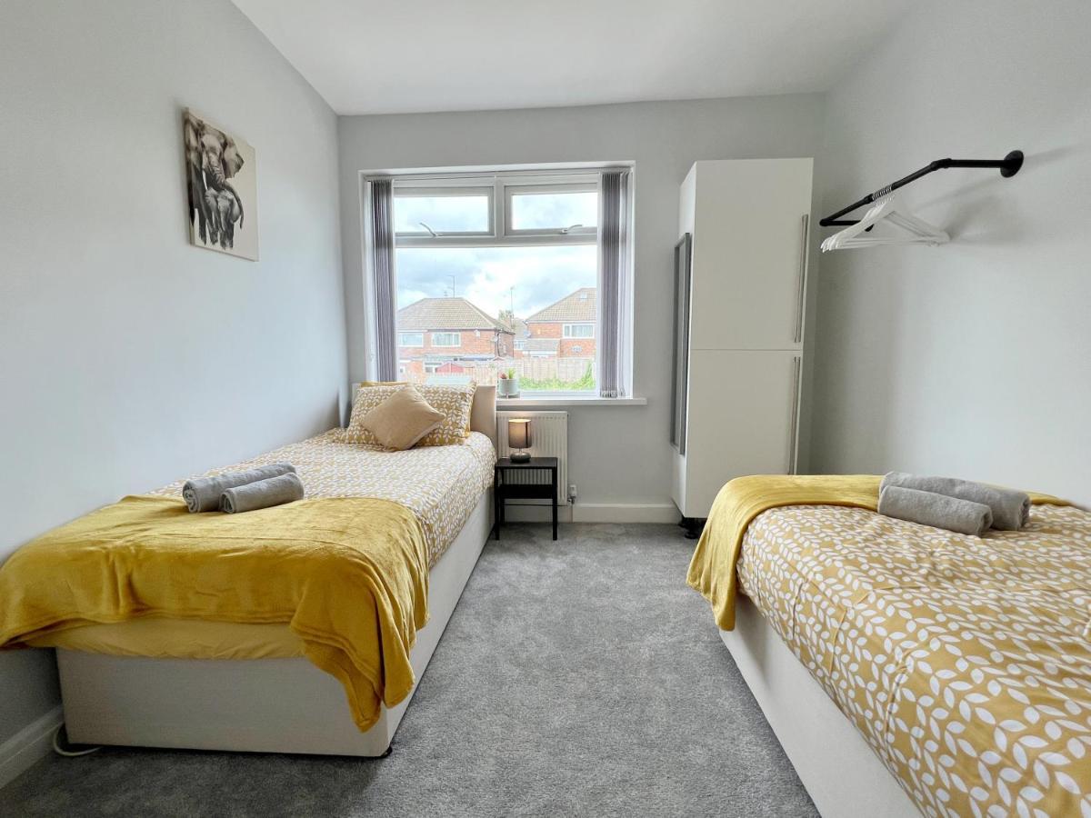 Cheerful 3 Bedroom Home With Netflix And Wi-Fi ميدلتون المظهر الخارجي الصورة